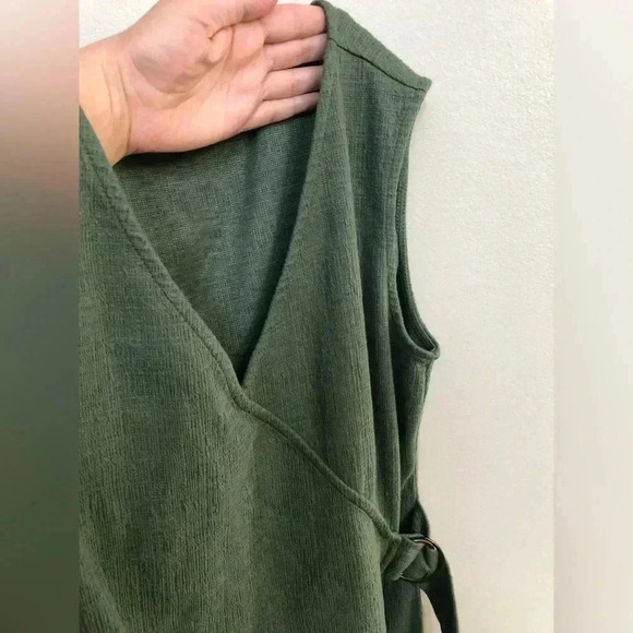 Cynthia Rowley Women’s S Sage Green Sleeveless Wrap V-Neck Dress - VGUC! - Picture 11 of 11